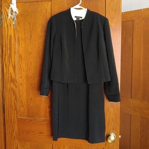 Women's dress
